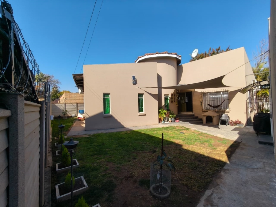 3 Bedroom Property for Sale in Bodorp North West